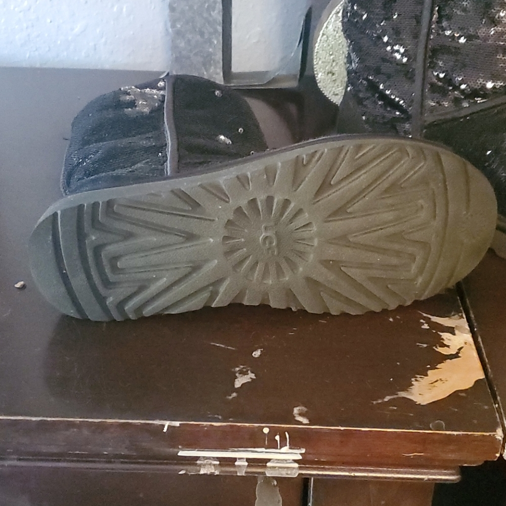 Ugg Sequence Boots! - image 2